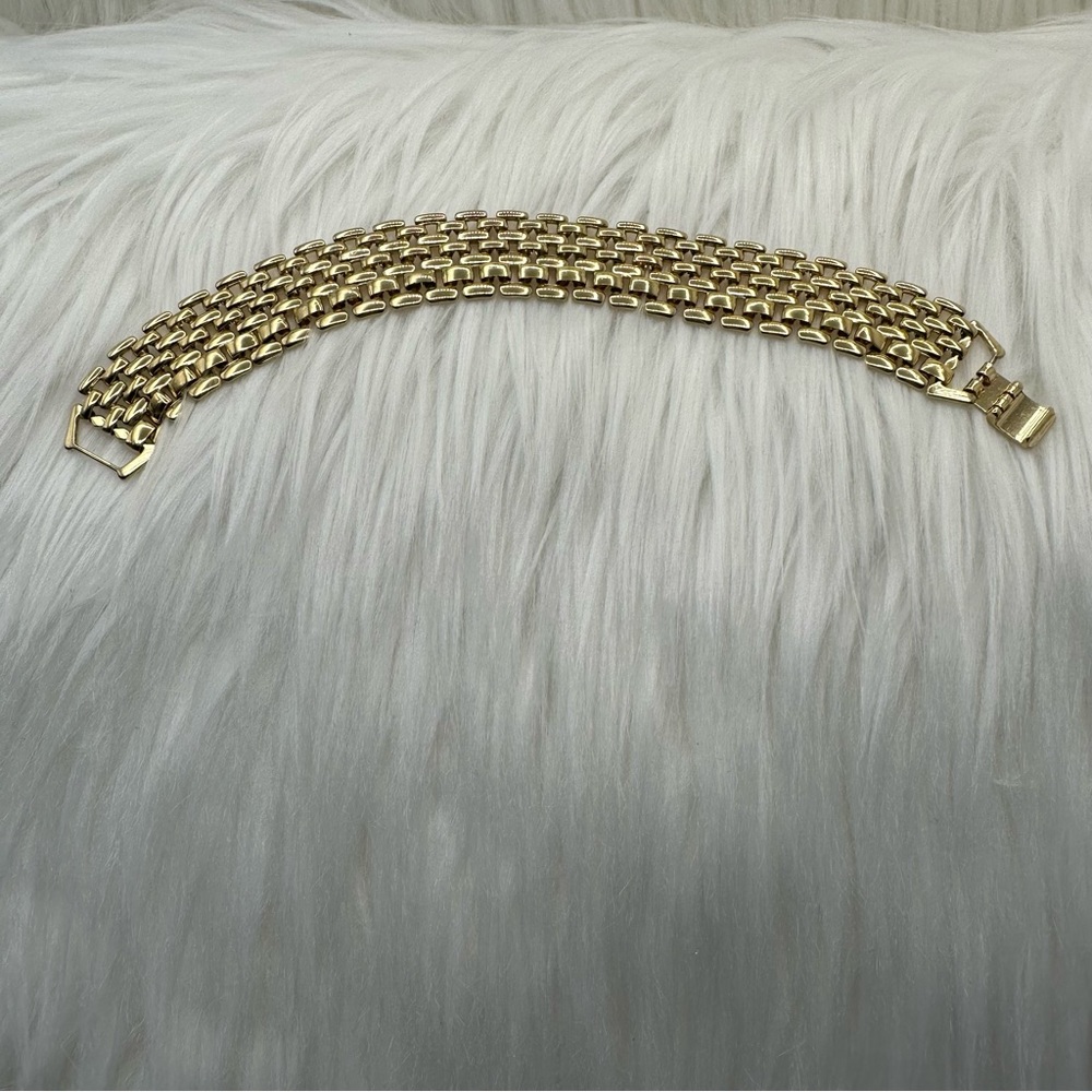 Gold Tone Metal 7.25” Fancy Link Bracelet View 2